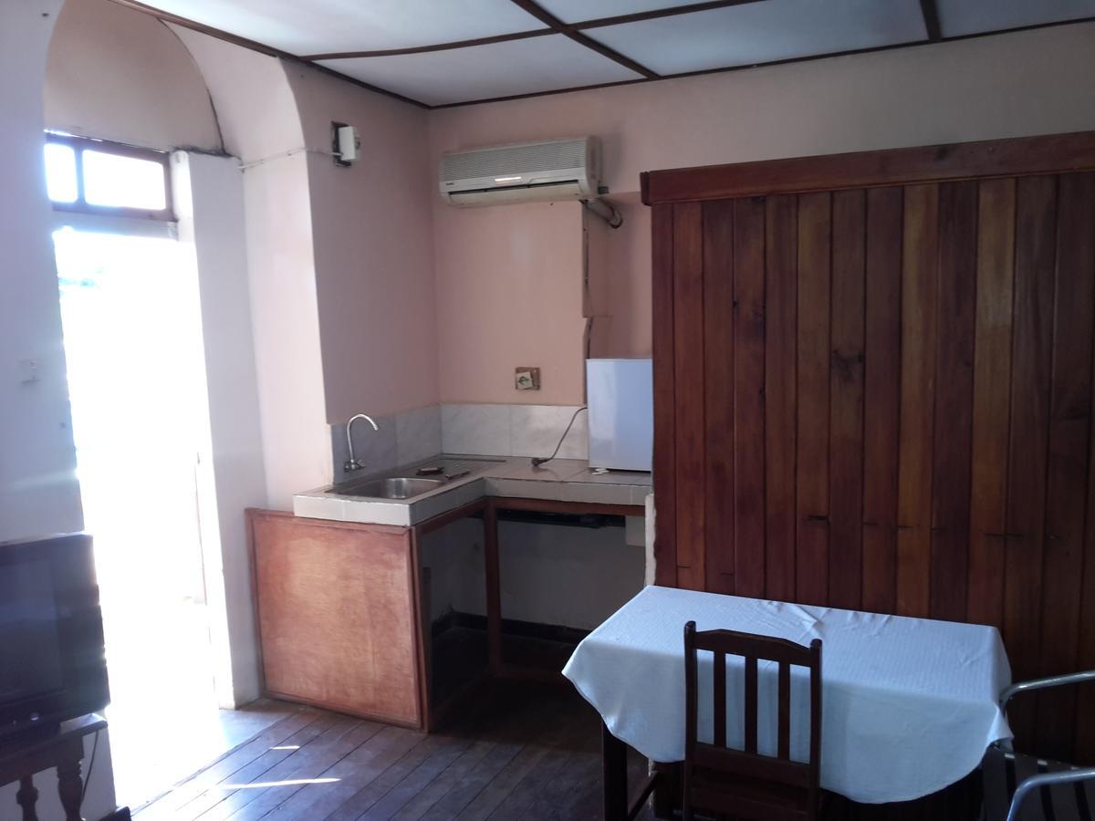 Hotel Valiha Antsiranana エクステリア 写真