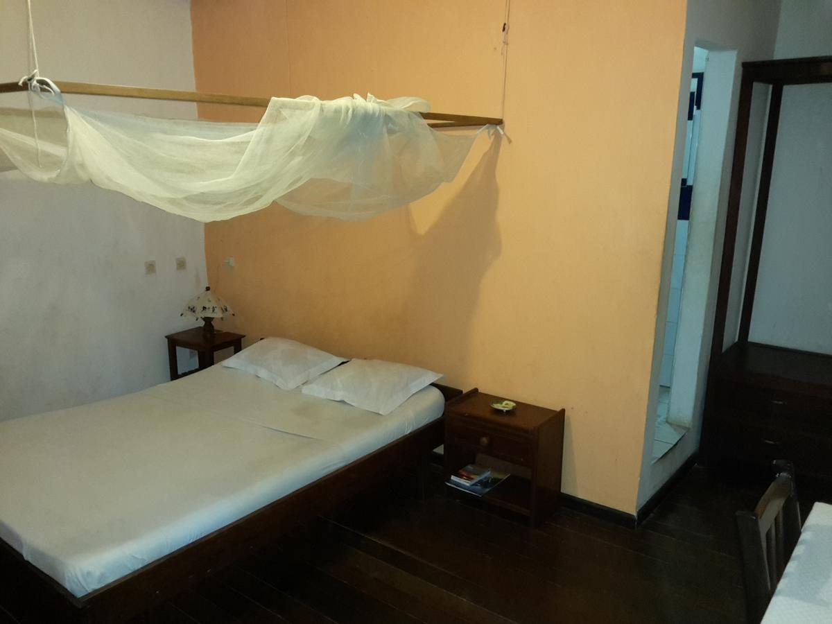 Hotel Valiha Antsiranana エクステリア 写真